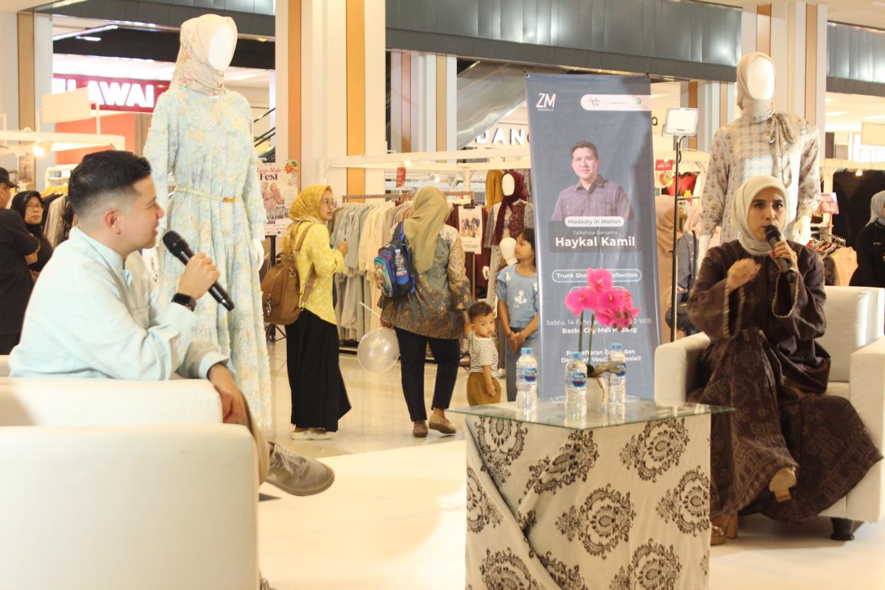 TALKSHOW WITH HAYKAL KAMIL BRAND ZASKIA MECCA — Foto 6