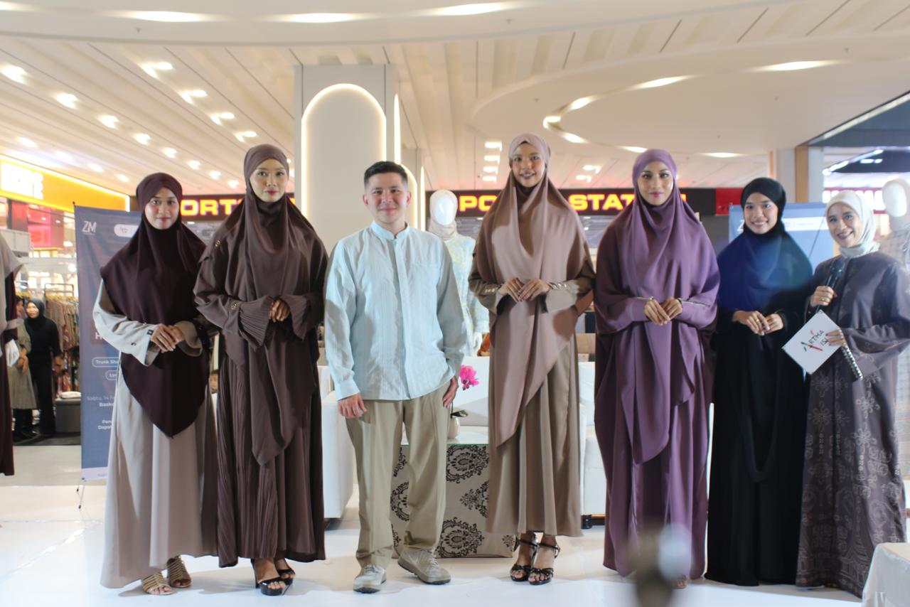 TALKSHOW WITH HAYKAL KAMIL BRAND ZASKIA MECCA — Foto 7